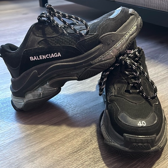 Balenciaga Triple S Sneakers - Picture 1 of 8
